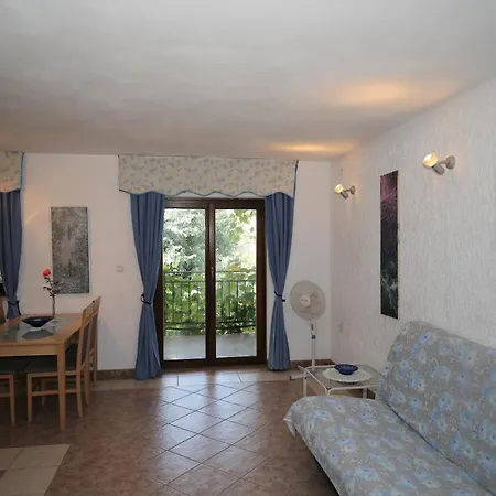 Coki Guest house Funtana