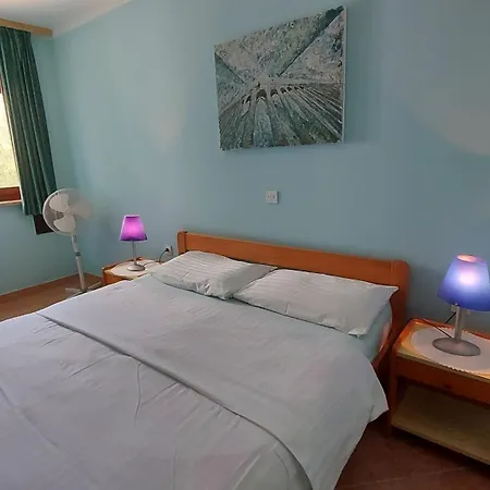 Coki בית הארחה 3*