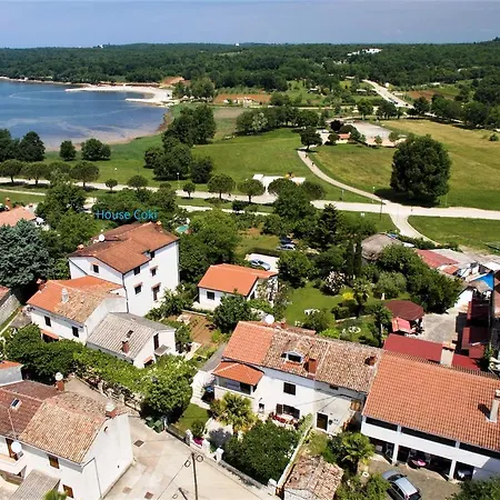 בית הארחה Coki פונטנה