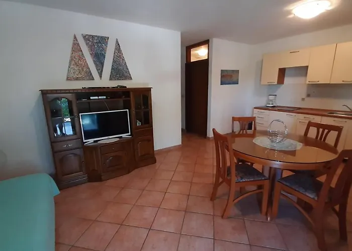 Coki Gostinjska kuća 3*